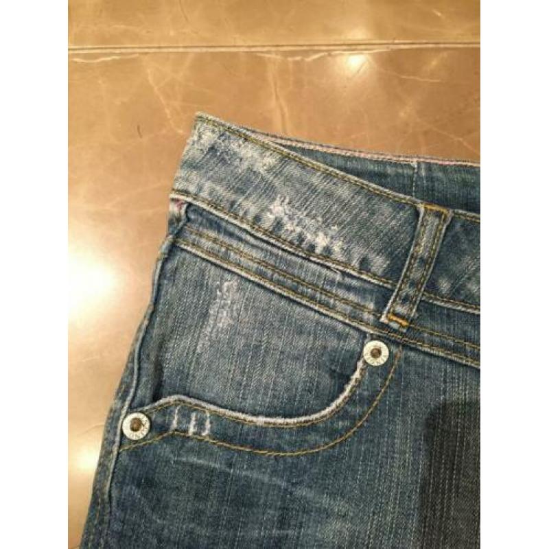 ZGAN Vingino "gewassen" korte jeans & beschadigingen; mt 170