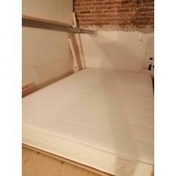 Matras + lattenbodem 120x200