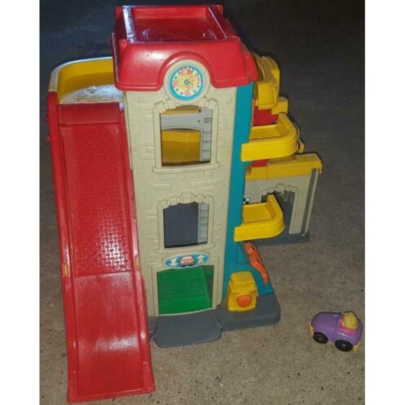 Leuk Garage Fisher Price