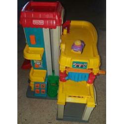 Leuk Garage Fisher Price