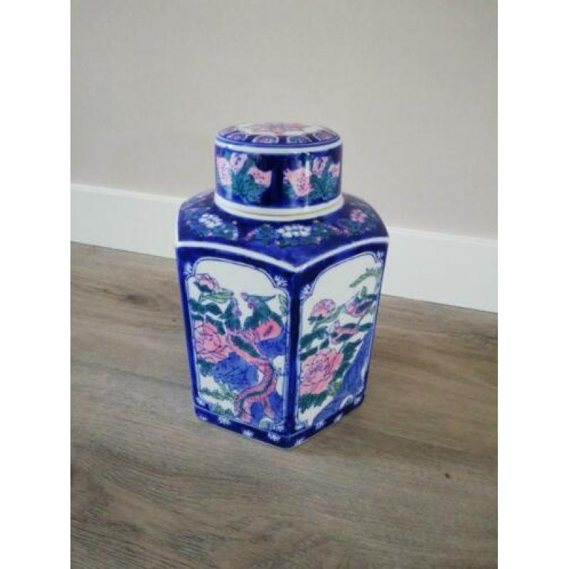 Chinese pot met mooi vogelmotief