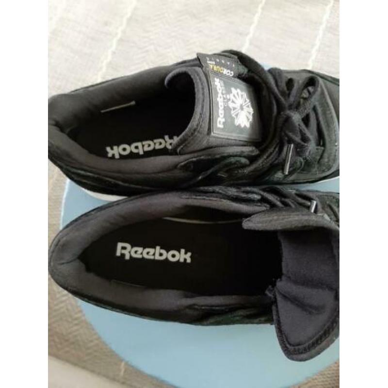 Reebok zwart ! Maat 41