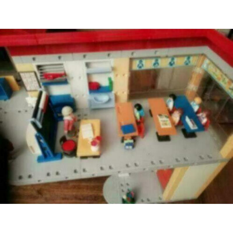 Playmobil School met veel Accessoires nr. 4324