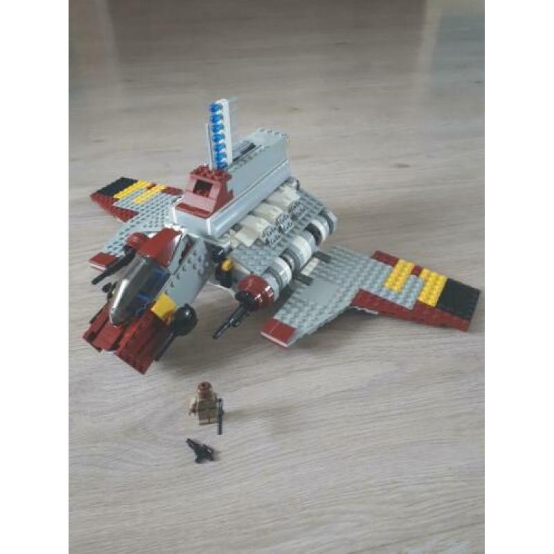 Lego Star Wars 8019 Republic Attack Shuttle!