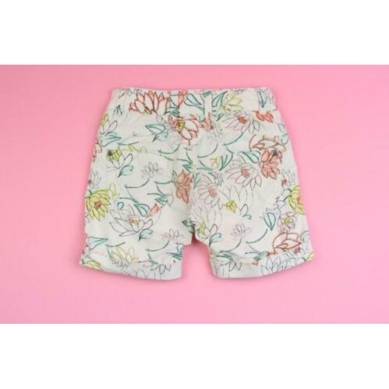 zgan LCKR short korte broek ecru met bloemenprint mt 110/116