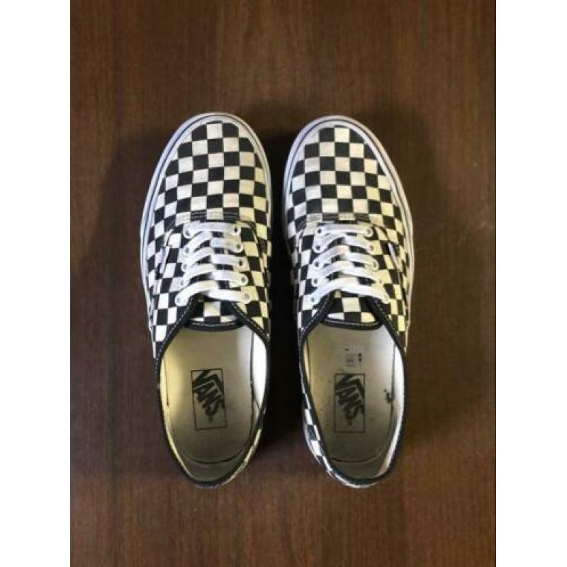 VANS authentics (checkers) maat 43