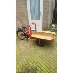 Bakfiets (kinderbakfiets vanaf ± 7 jaar)