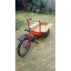 Bakfiets (kinderbakfiets vanaf ± 7 jaar)