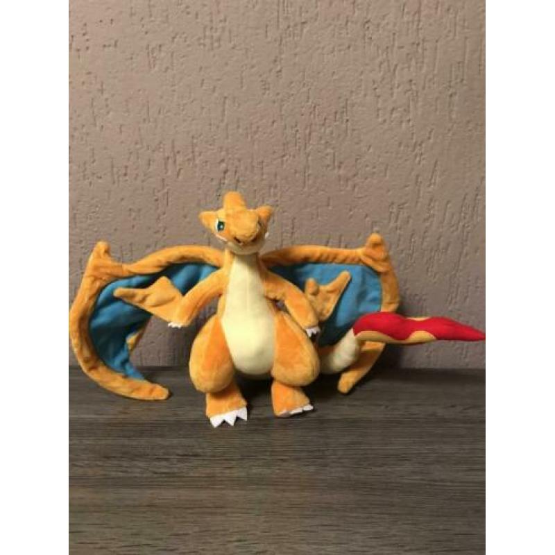 Nieuw : Pikachu Pokémon knuffel ( 30cm )