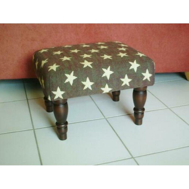 Footstool 50x50 - bruin/stars - donker noten 705 - NIEUW !!