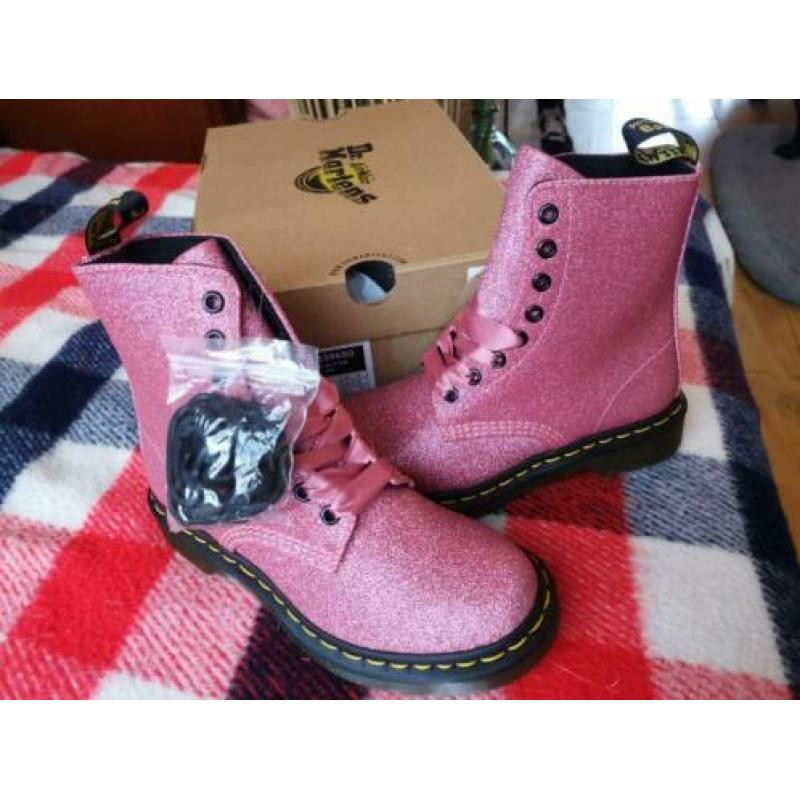 Nieuwe dr martens roze glitter maat 37