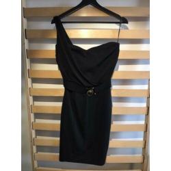 Zwarte one shoulder jurk van Jane Norman maat 38