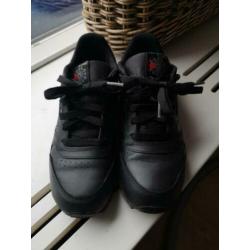 Zgan zwarte Sneakers maat 34.5 te koop van Reebok