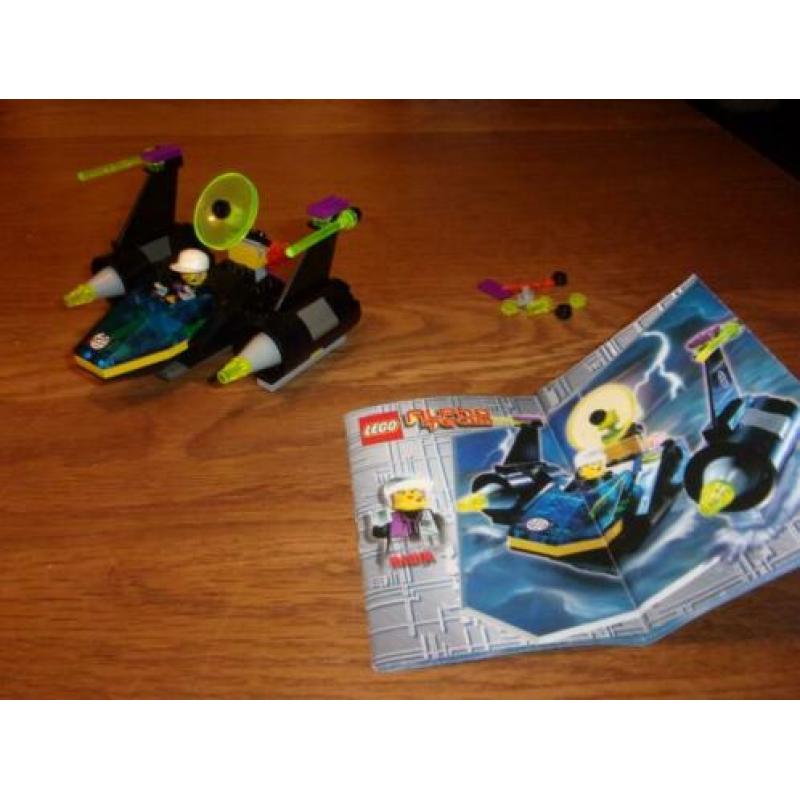 Lego Town 6772-1 Alpha Team Cruiser uit 2001