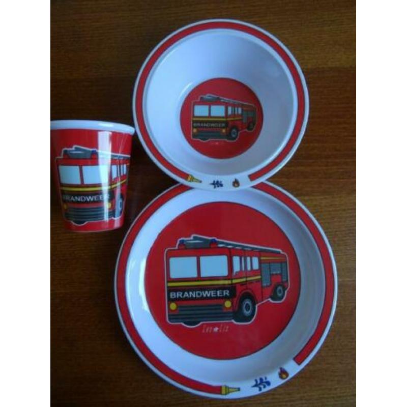 2 brandweer kinder servies-set. 3 delig nieuw.