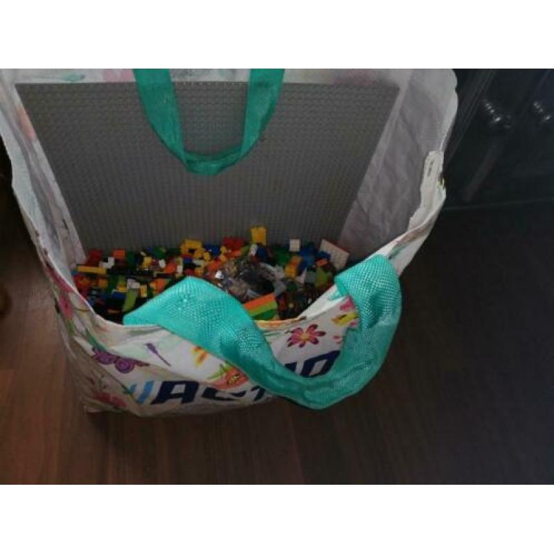 Halve tas lego te koop