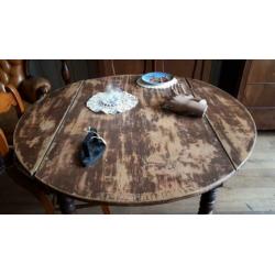 Bijna ronde tafel