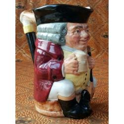 Mooie oude Tobyjug uit Engeland van Royal Doulton 15,8 cm.