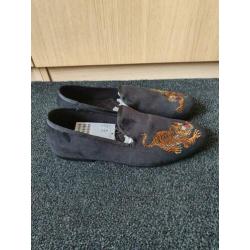 H&M loafers tijger (41)