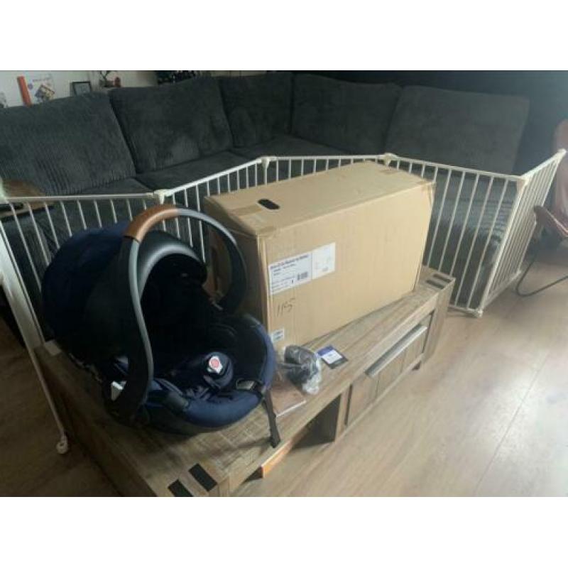 Joolz izi go modular bij besafe maxi cosi