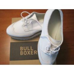 Bull Boxer dames sneakers kleur wit maat 42