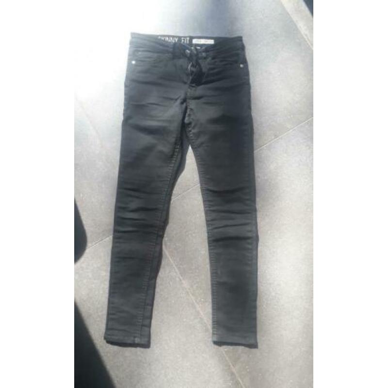 Zwarte skinny fit h&m broek 134