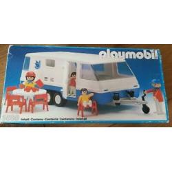 playmobil caravan 3588