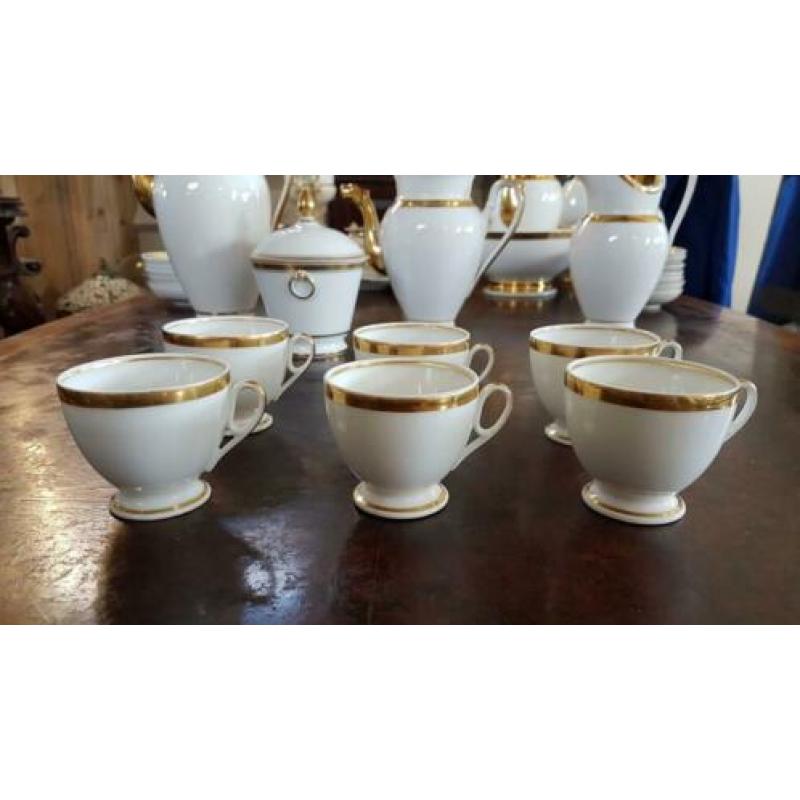 16 delig empire thee koffieservies, porselein Frankrijk 1820