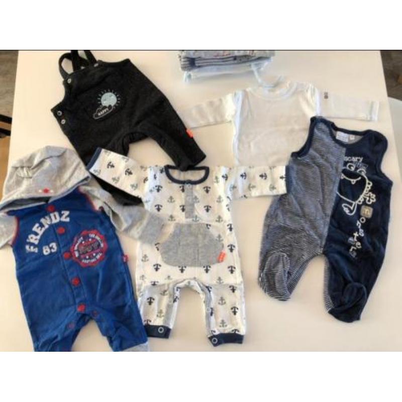 Baby Jongen kleding maat 50/56 pakket