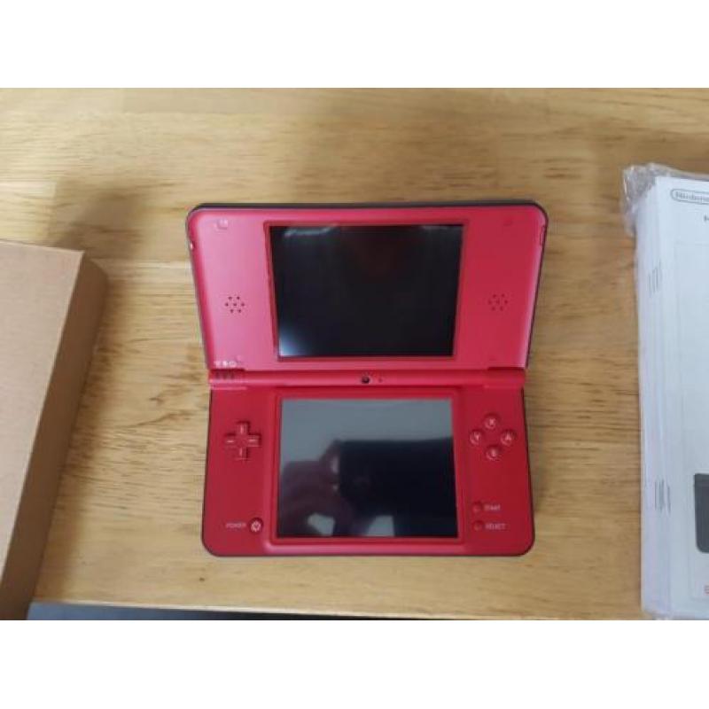 Nintendo DS i XL Super Mario Bros. 25th Anniversary in doos